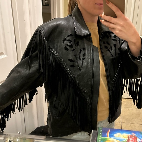 Fringed Black Leather Jacket with Rose Design - Picture 2 of 8
